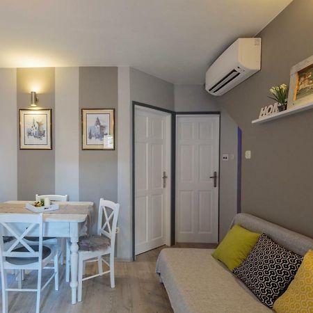 Apartments Villa Anka Komiža Eksteriør billede