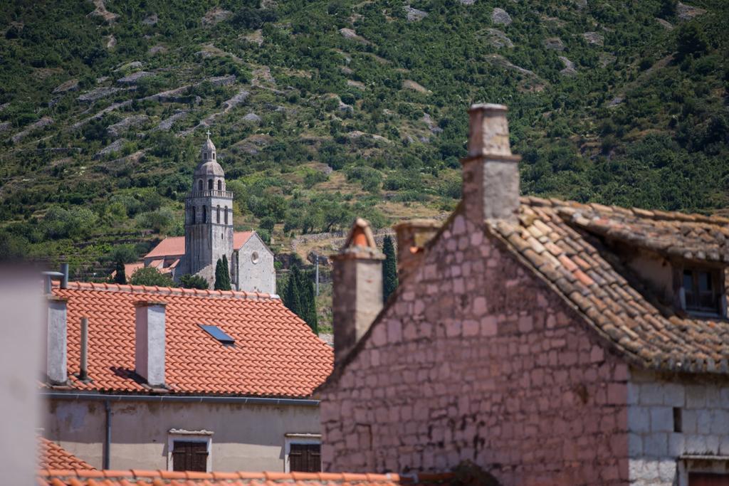 Apartments Villa Anka Komiža Eksteriør billede