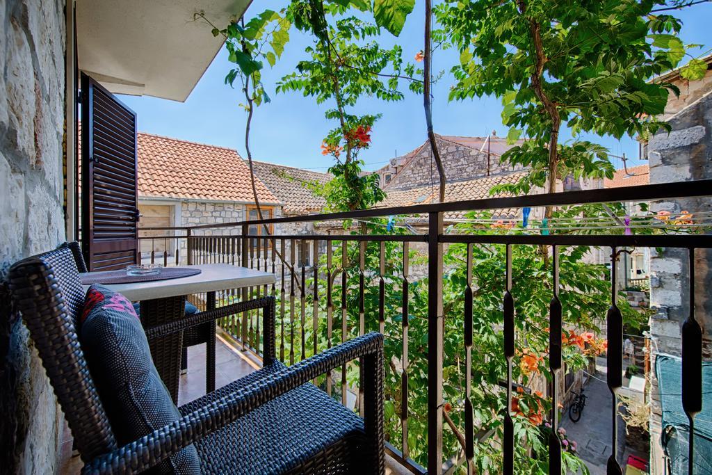 Apartments Villa Anka Komiža Eksteriør billede