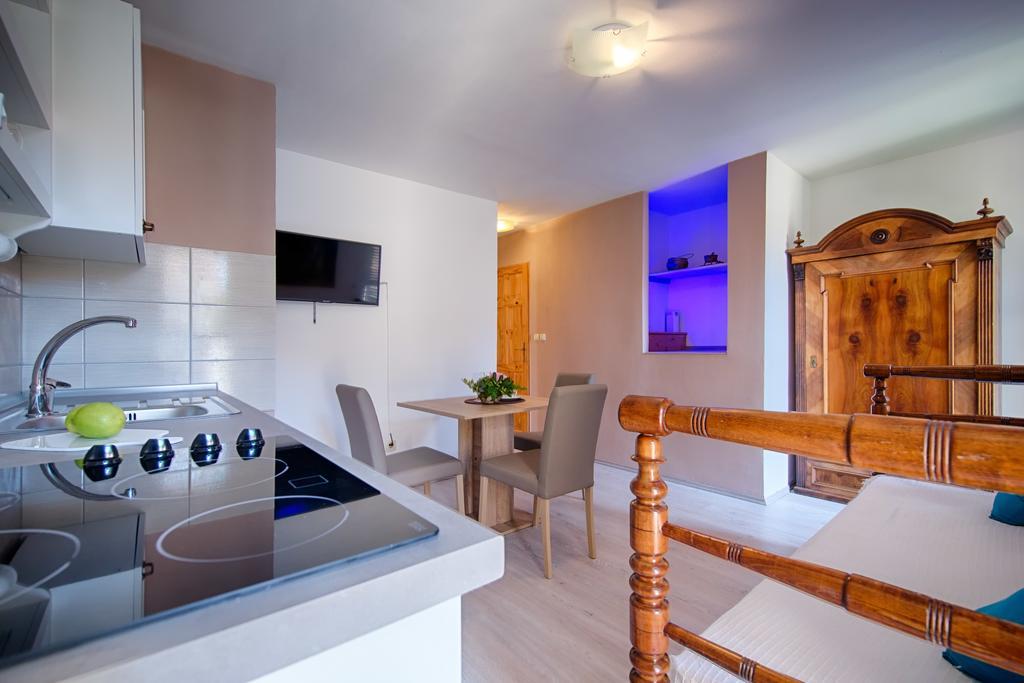 Apartments Villa Anka Komiža Eksteriør billede