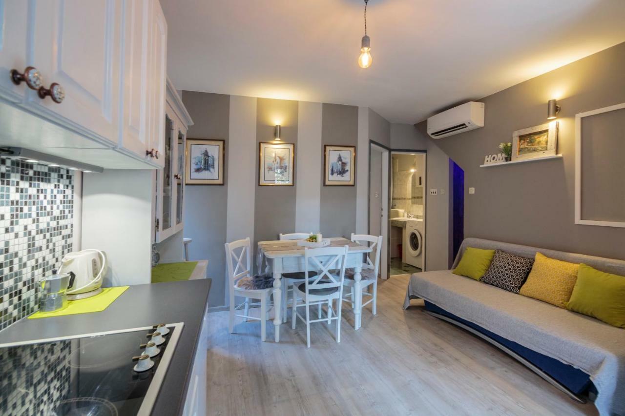 Apartments Villa Anka Komiža Eksteriør billede